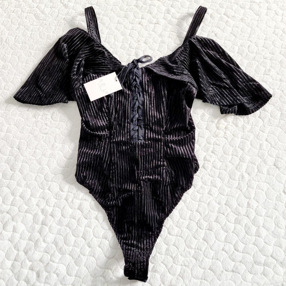 NEW AELY Los Angeles bodysuit black velour soft small